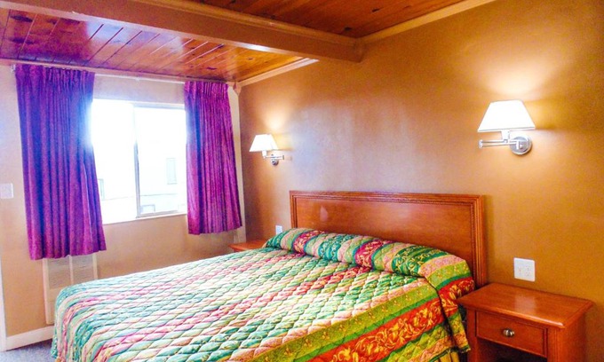 Ocean View and Fourth Street Hotel | Marina Inn Berkeley