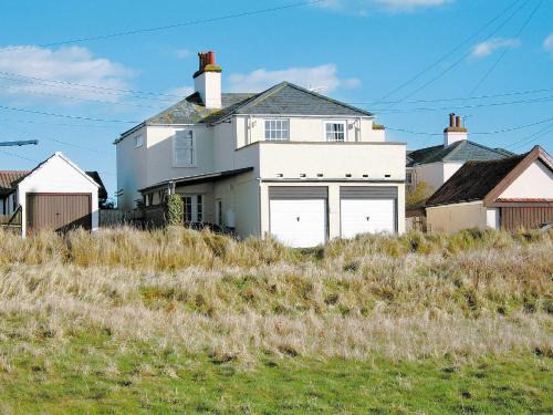 Felixstowe House | Mariners Lodge