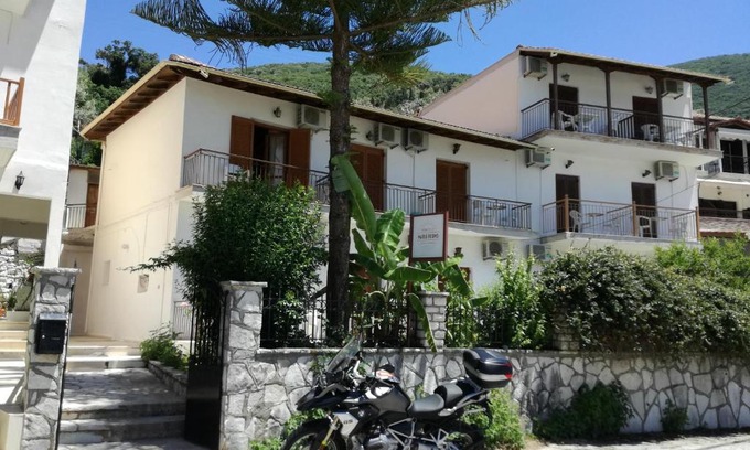 Vassiliki Apartment | Mario Rooms