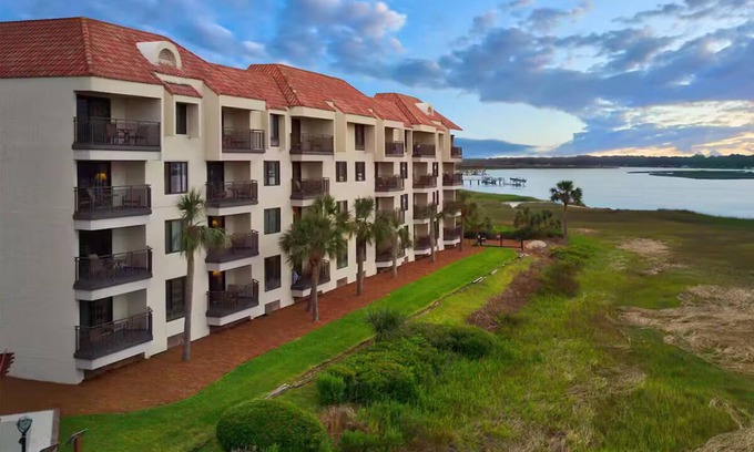 Palmetto Dunes Resort | Marriott's Harbour Point 2 bedroom villa on Hilton Head Island. Reserve now! 2