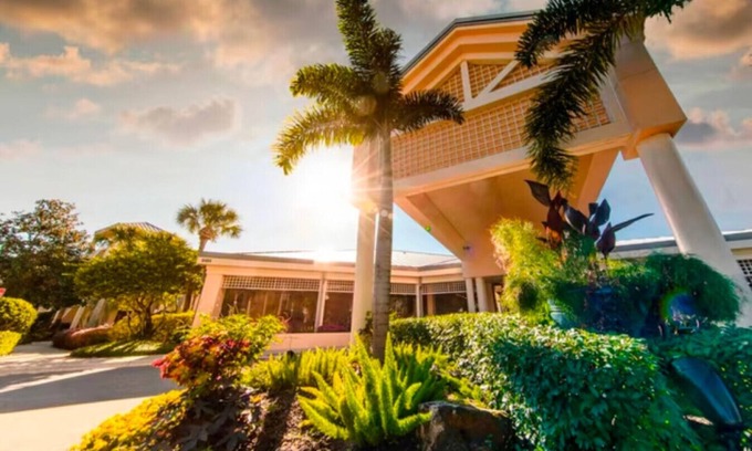 Florida Central Atlantic Coast Villa | Marriott's Royal Palms (2 Bedroom)