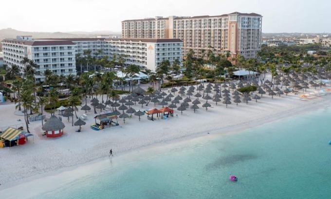 Arashi Resort | Marriott’s Aruba Surf Club: Your Family’s Caribbean Playground Awaits-Studio
