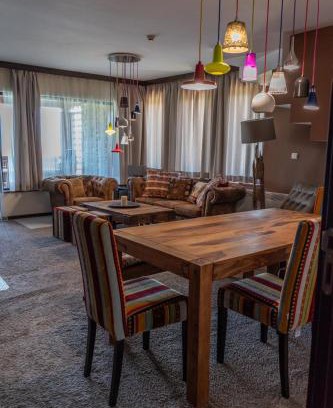 Razlog House | Martini villa Lake