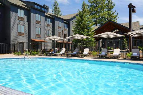 Truckee Hotel | Martis Valley Lodge, Tapestry Collection by Hilton