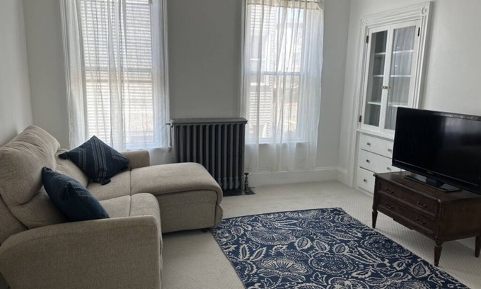 East End Apartment | Marvelous 2-bedroom apartment in Portland