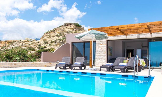 Frangokastellon Villa | Mary 3, Waterfront villa, Private pool, Tavern