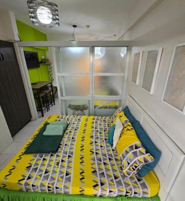 San Jose Apartment | Mary's Crib Cityland Prime Tagaytay with Free Wifi & Swimming