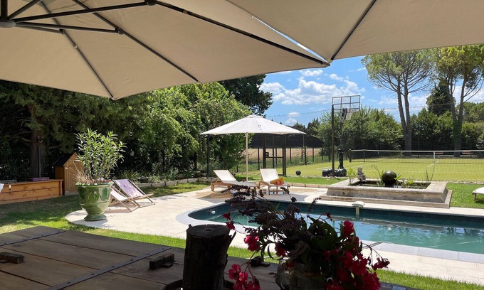 Chateauneuf-de-Gadagne Apartment | Mas de la Sacristière Alpilles