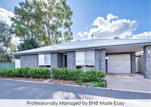 Dubbo Apartment | Mason's Lodge - Family Entertainer, Close to Mall