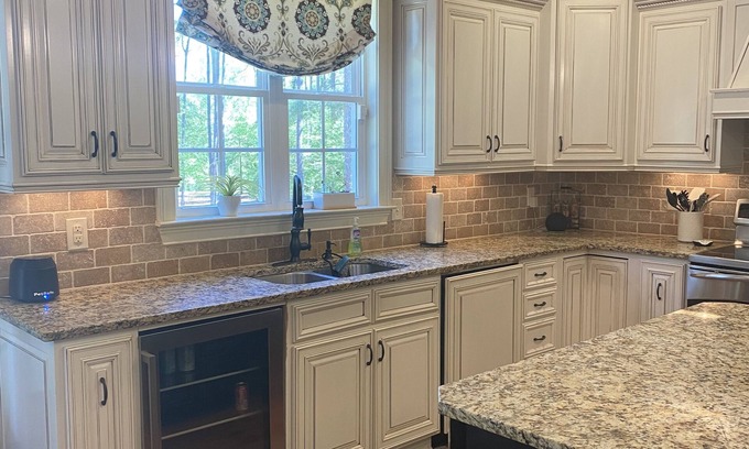 Appling House | Masters Golf Listing - Beautiful Home on 5 Acres and 20 acre lake