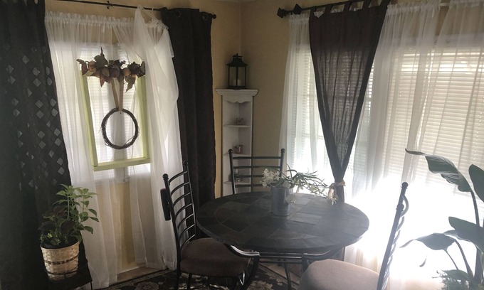 Belvedere House | Masters Week Rental 6 miles to Augusta National