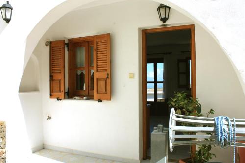Koronos Apartment | Matina - Stavros Traditional Houses