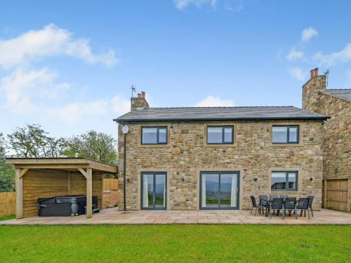 Blackburn House | Meadow View - Uk49066