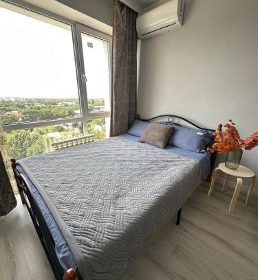 Almaty Apartment | MEDINAHOTELKZ, #75, вид на горы и закат, 15 мин до арбата, HALAL
