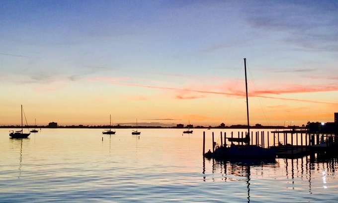 Gulfport Cottage | Mellow Mermaid at Beach Relaxmore - 110 yards to the bay beach!