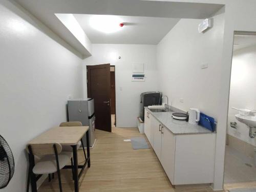 Binan City Apartment | Mels Place at Tulip Garden Condominium Southwoods