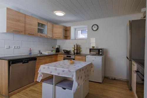 Memleben House | Memleben Lützower 10