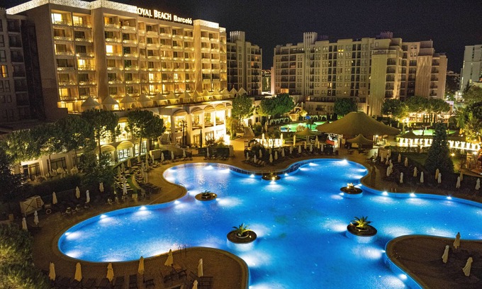 Sunny Beach Hotel | Menada Apartments in Royal Beach Resort