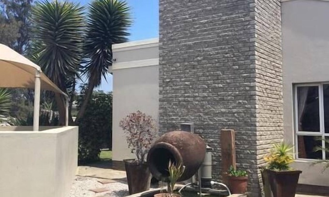 Walvis Bay House | Meransha Self Catering CC