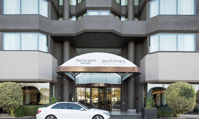 Melbourne Hotel | Mercure Melbourne Albert Park