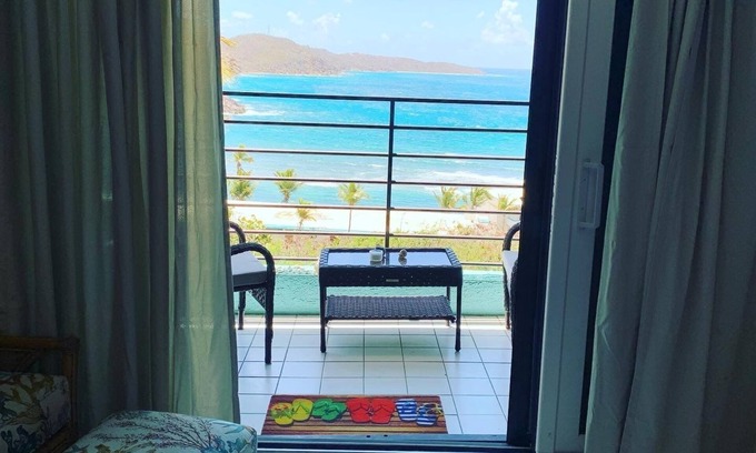 Bolongo Bay Apartment | Mermaid Hideaway Regatta Point Studio Condo