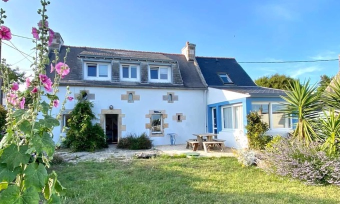 Primelin Cottage | Mervent, Maison de Pêcheur à 2 pas de L'océan