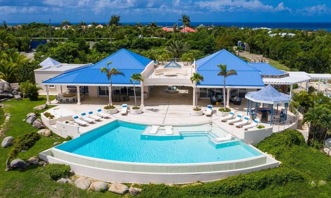 Les Terres Basses Villa | Mes Amis Luxury villa