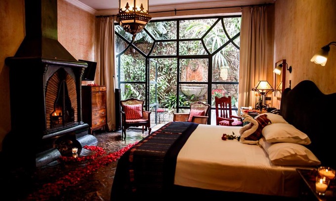Antigua Guatemala Hotel | Meson Panza Verde