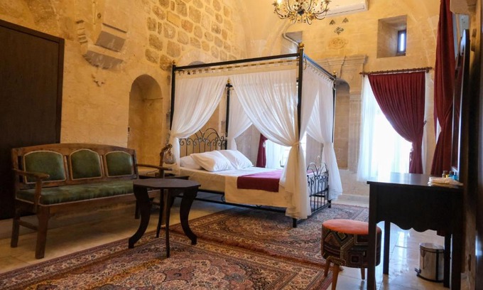 Artuklu Hotel | MİRSTONE TARİHİ KONAK