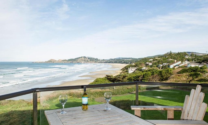 Newport House | Michaels Beach Place at Shoreline Ridge