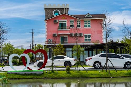 Wujie Bed & Breakfast | Michelin Castle - Yilan Homestay