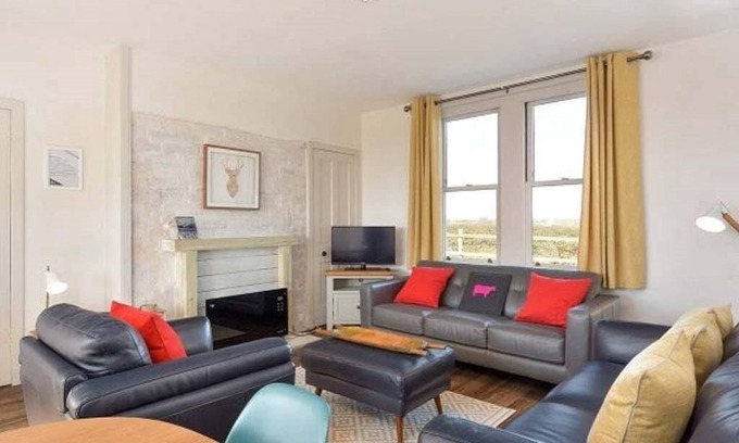 Anstruther Cottage | Mick's Cottage - a cottage that sleeps 8 guests in 4 bedrooms