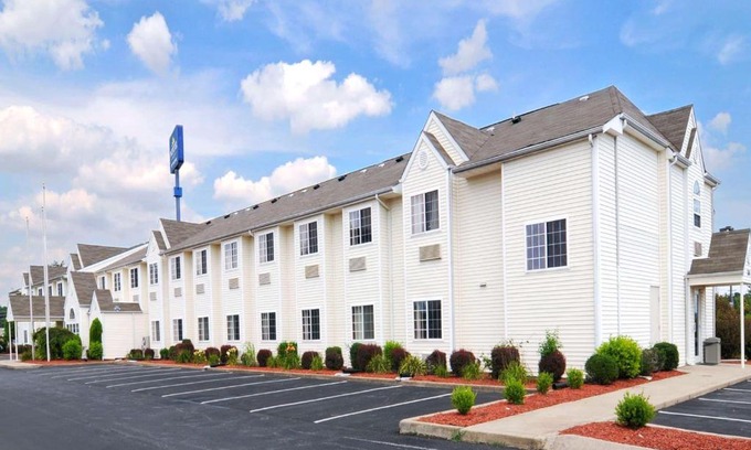 Clarksville Hotel | Microtel Inn and Suites Clarksville