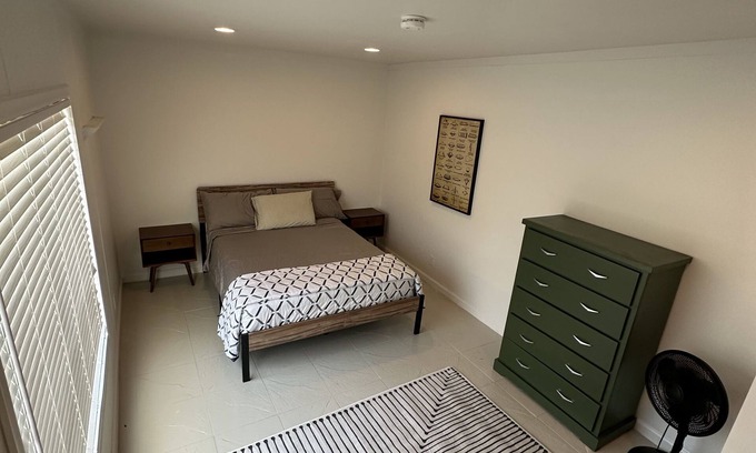 Twentynine Palms House | Mid Century haven close to Joshua Tree - 5bd