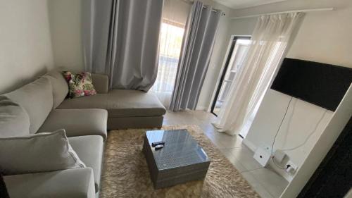 Greater Johannesburg Metropolitan Area Hotel | Midrand waterfall Munyaka