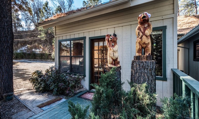 Ruidoso Cabin | Midtown Riverfront