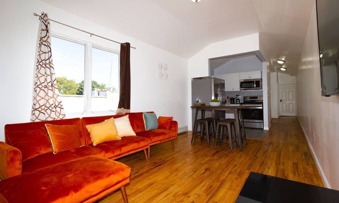 East New York Apartment | Midtown ·Stylish & Spacious 2 Bedrooms Duplex in Brooklyn, NY