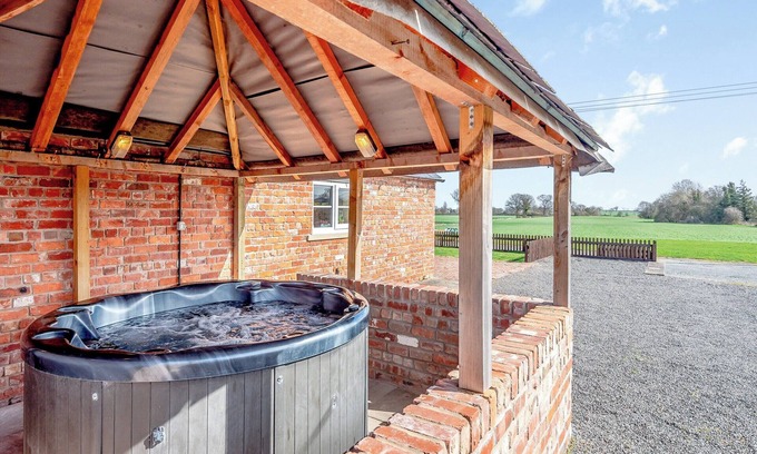 Stoney Stretton Cottage | Millstone Cottage - UK43170