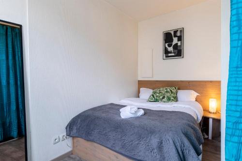 Longeville-les-Metz Apartment | Mini Mosaïque Parking Un Séjour à Part