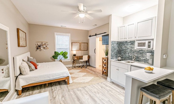 Carolina Forest Apartment | Mini Oasis Studio 10 Min to All Myrtle Beach