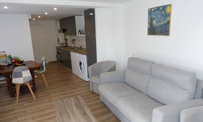 Vetricella House | Mini villa T2 air-conditioned, sea view, cozy & modern