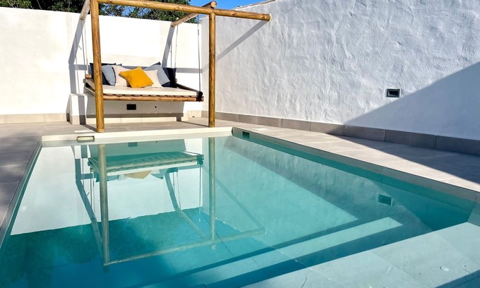 Chiclana de la Frontera Ski Chalet | Minichalet El Molino1, privacy and nature
