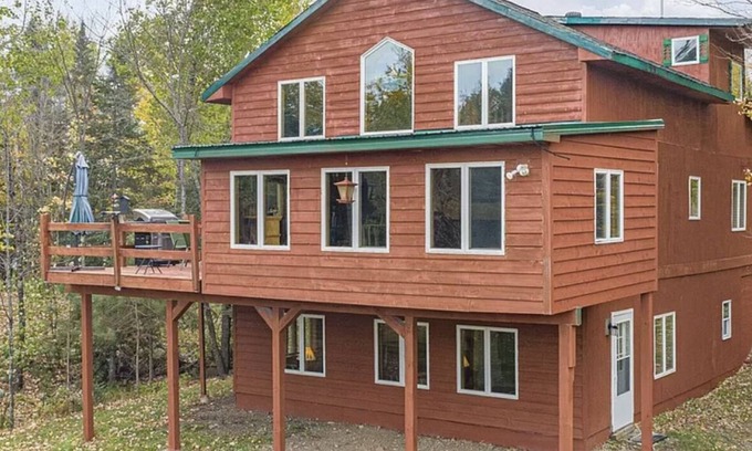 Ely Cabin | Minnesota lakefront home/cabin near Tower and Ely, close to Bear Head State Park