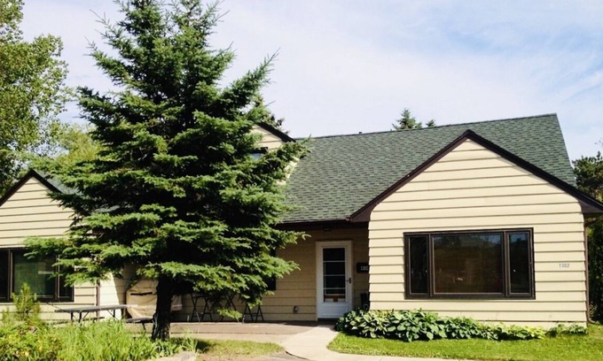 Park Point House | Minnesota Point Beach House 2
