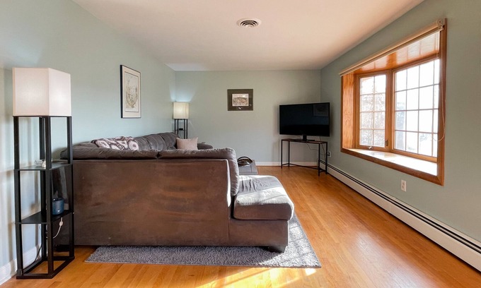 Staunton House | Minutes from Downtown Staunton, a home for the whole family! Pet-friendly!