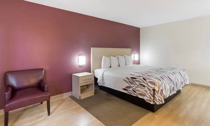 Pittsburg House | Minutes from Vanhook Falls Trailhead! Free Parking, Pet-friendly Property!