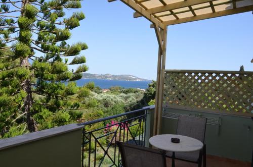 Kefalonia Apartment | MIROVIGLI