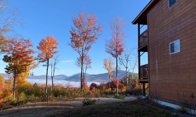 Rumney Cabin | Misty View: Private Mountainside Cabin, 2 Decks, Large Yard, Grill, Huge TV, Dog OK