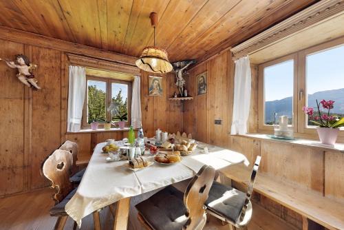 San Genesio Atesino Apartment | Moar im Rumsein - Apt Etschblick