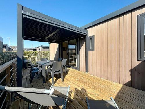 Jullouville-les-Pins House | Mobil-home confort 6 pers, 3 ch, pisc chauffée, à 200m plage Jullouville - FR-1-361A-70